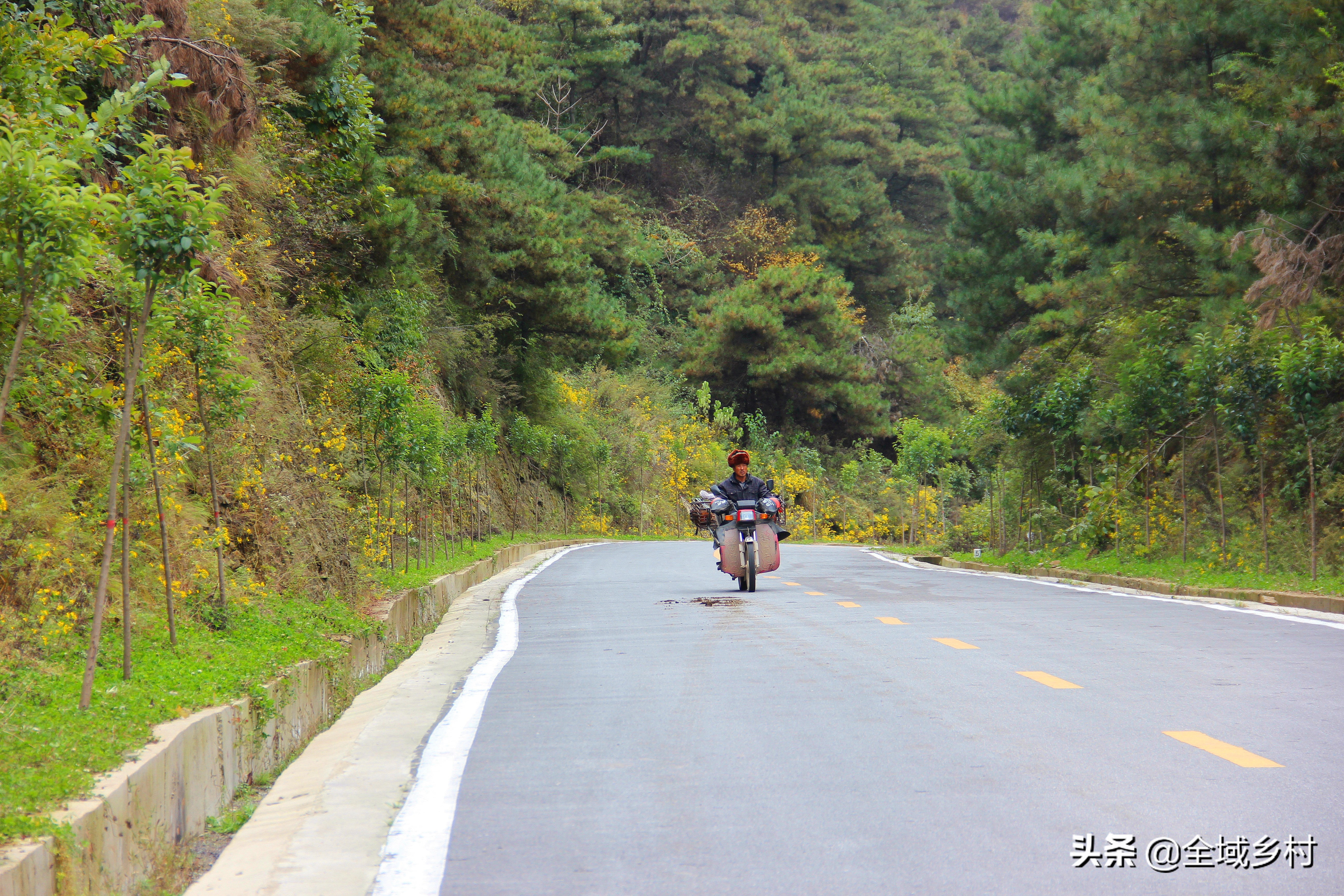 密云深山自驾游最佳路线,深山的一条天路
