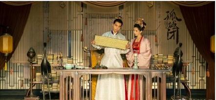 湖南卫视金鹰独播剧场电视剧,王凯参加金鹰表演什么节目