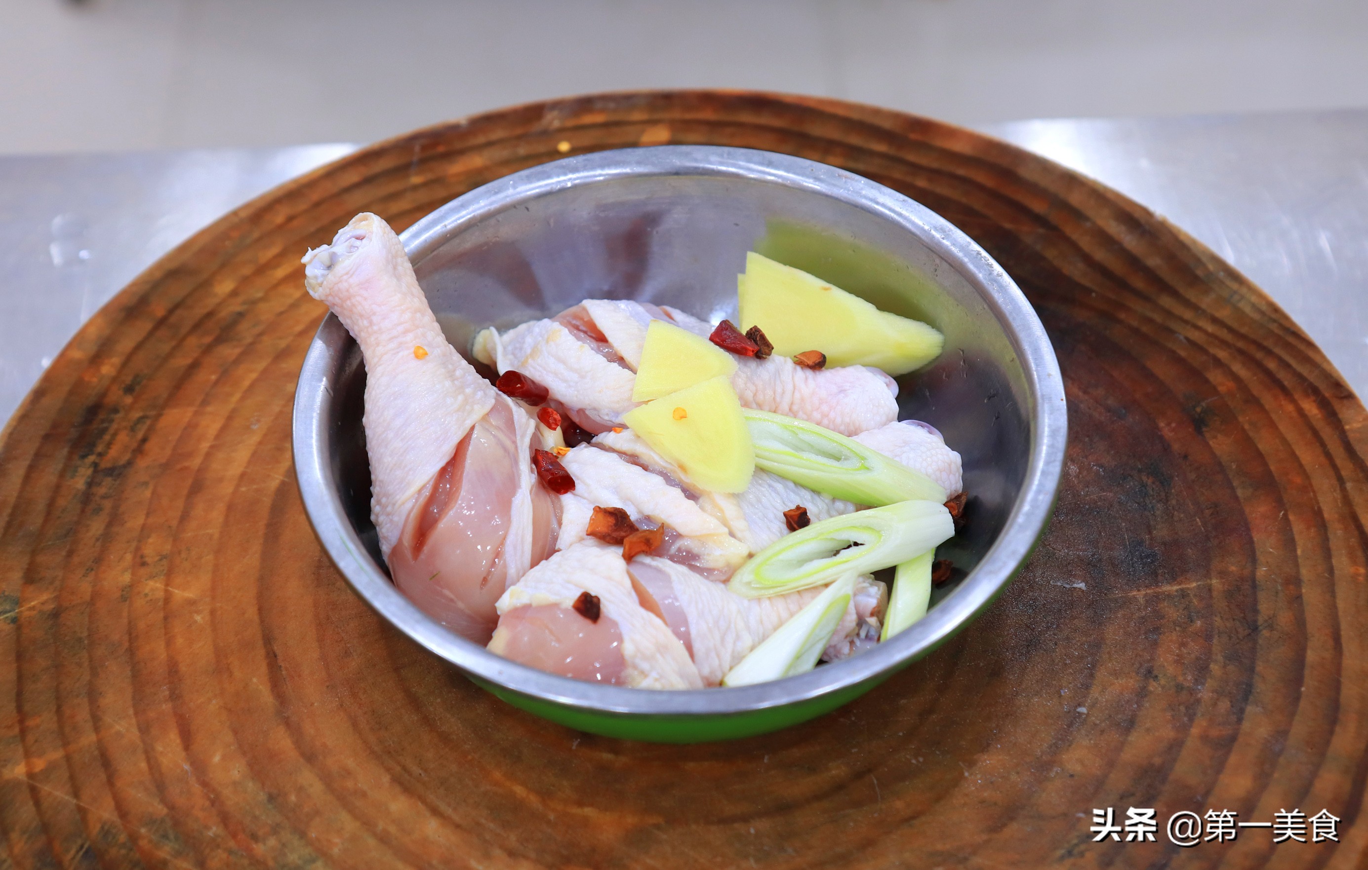 想吃炸鸡腿别再点外卖了,想吃炸鸡腿用什么酱