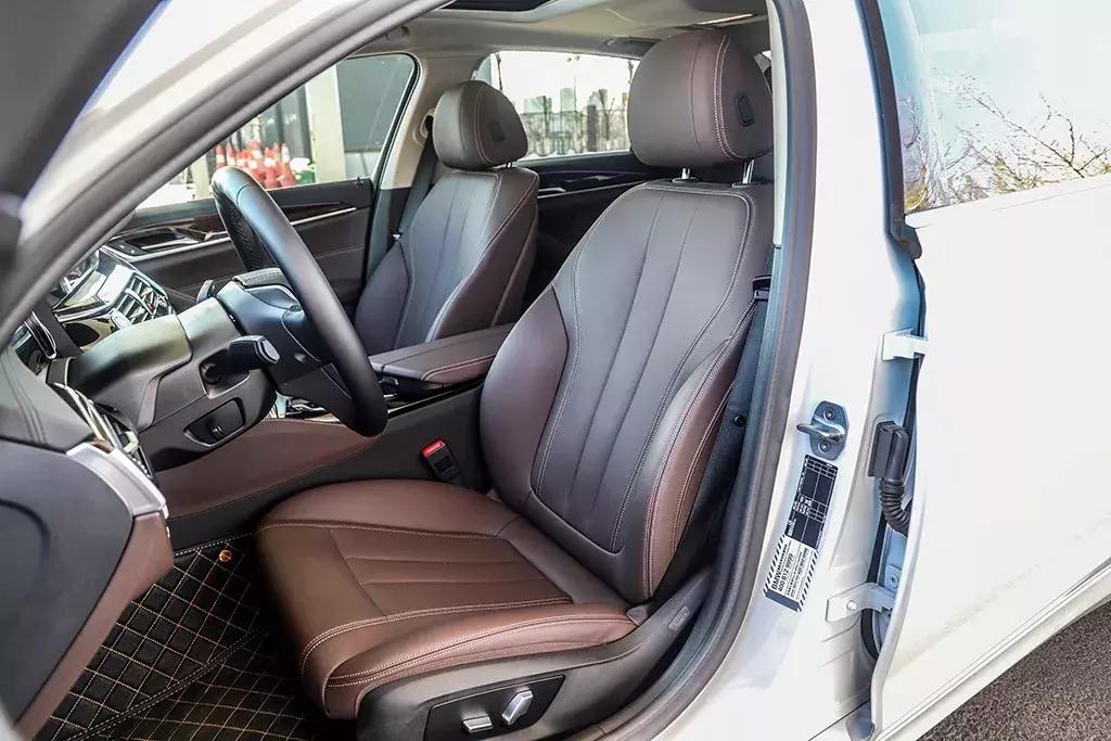 乘坐体验舒适的车,试驾全新宝马5系视频