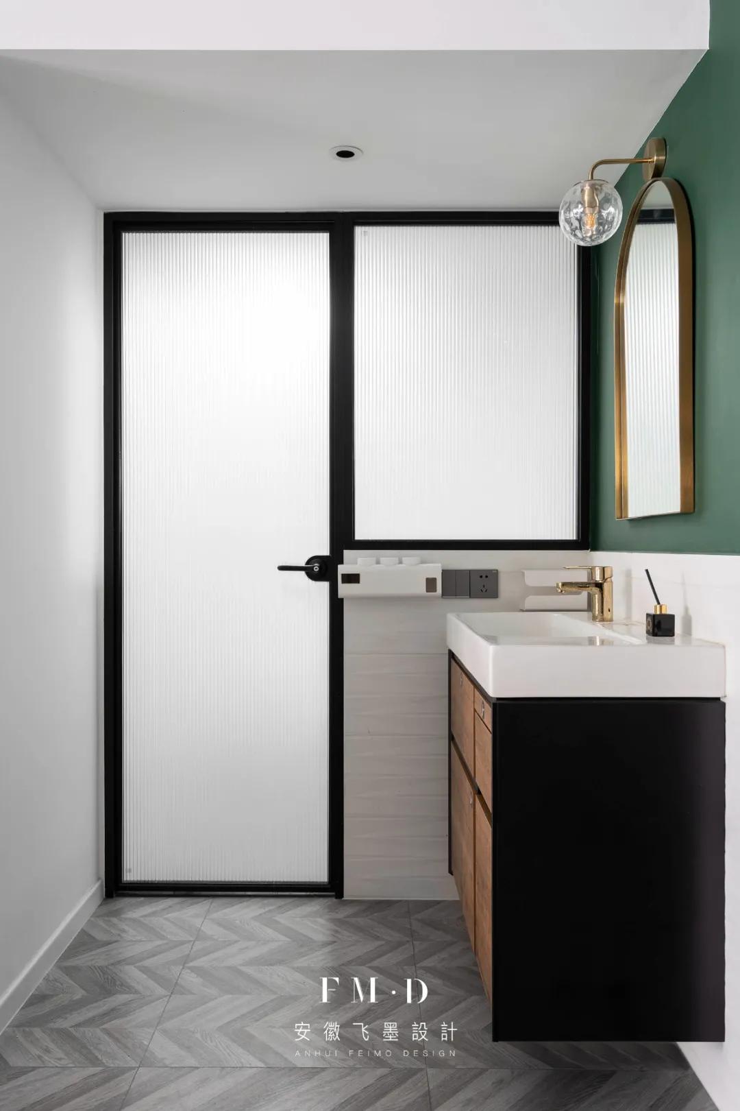 玻璃门尽量不要落地,购买玻璃门要注意什么