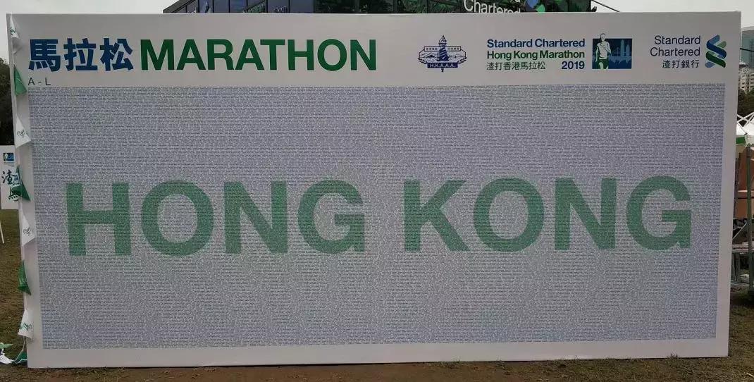 徐濠萦陈奕迅谁介绍的,徐濠萦年轻照片都演过什么电视剧