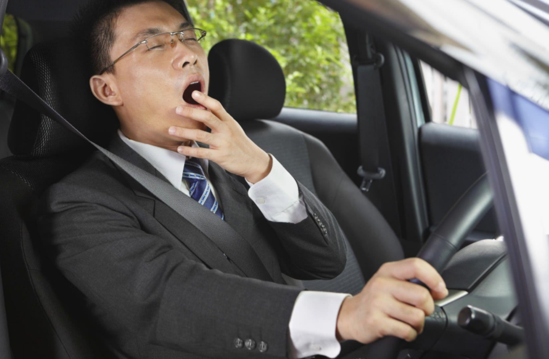 开车总犯困有没有好办法,开车老瞌睡怎么办