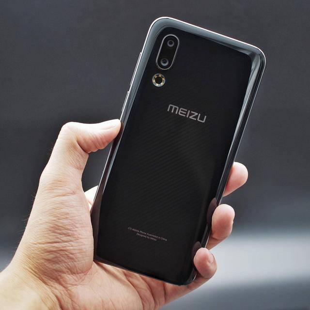 曾一骑绝尘iPhone引领交互创新，如今这个品牌打造最美855旗舰