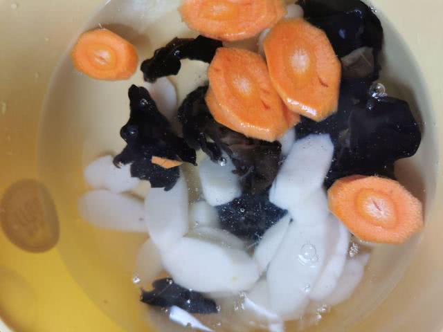 天热，这种“天热*眠药安**”隔天吃一点，晚上睡觉无梦不出汗！