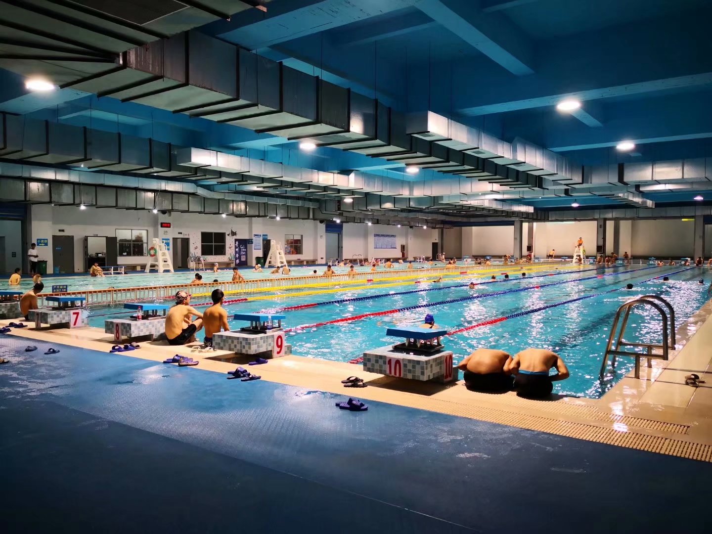 那个参加法国界外艺术交流和捐赠700万的夜郎谷究竟是怎样的呢？