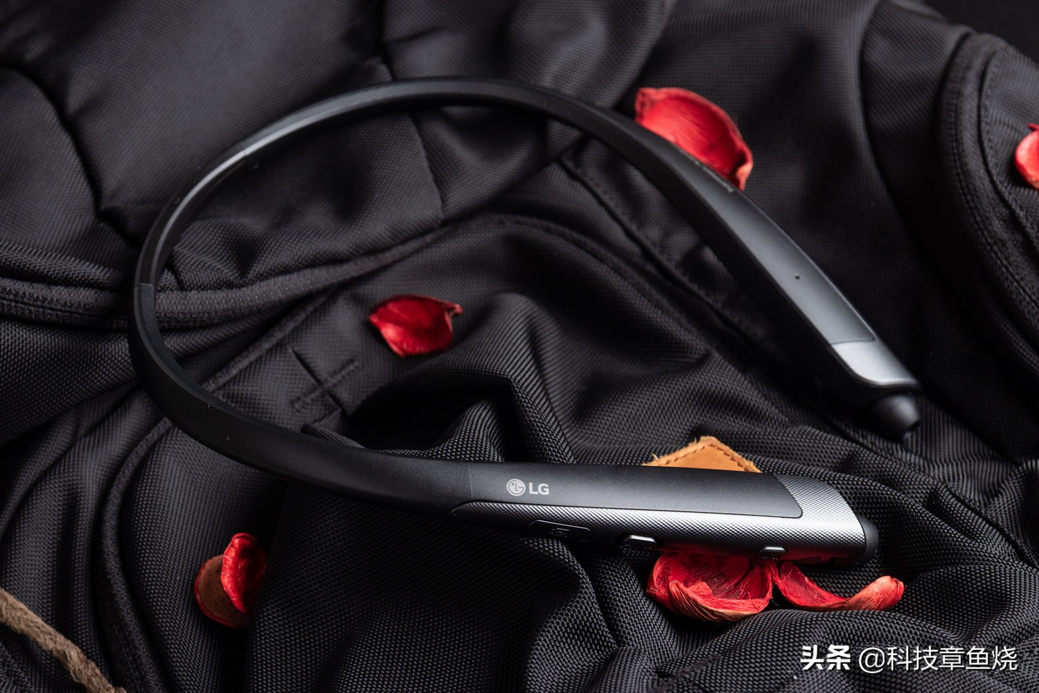 lg钃濈墮鑰虫満930,lg钃濈墮鑰虫満hbs1100娴嬭瘎