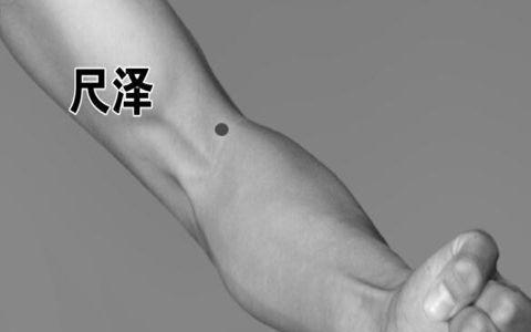 每天早上起床咽喉有痰是咋回事,早上起床第一口痰有血是什么原因