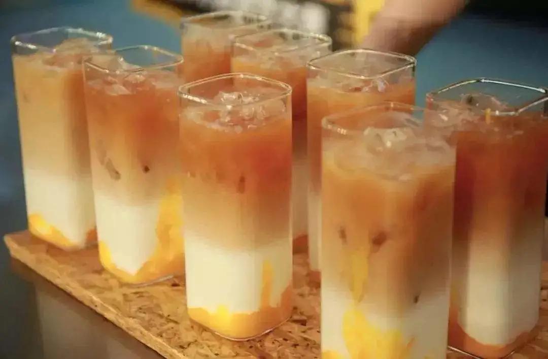 奶茶店1万工资,奶茶店打工月薪一万