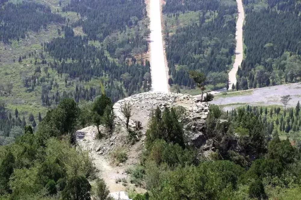 户外迷路怎么找到出路,户外迷路自救方法