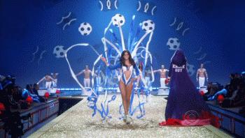 吉娘娘回归维密秀,吉娘娘最后一次的维密走秀