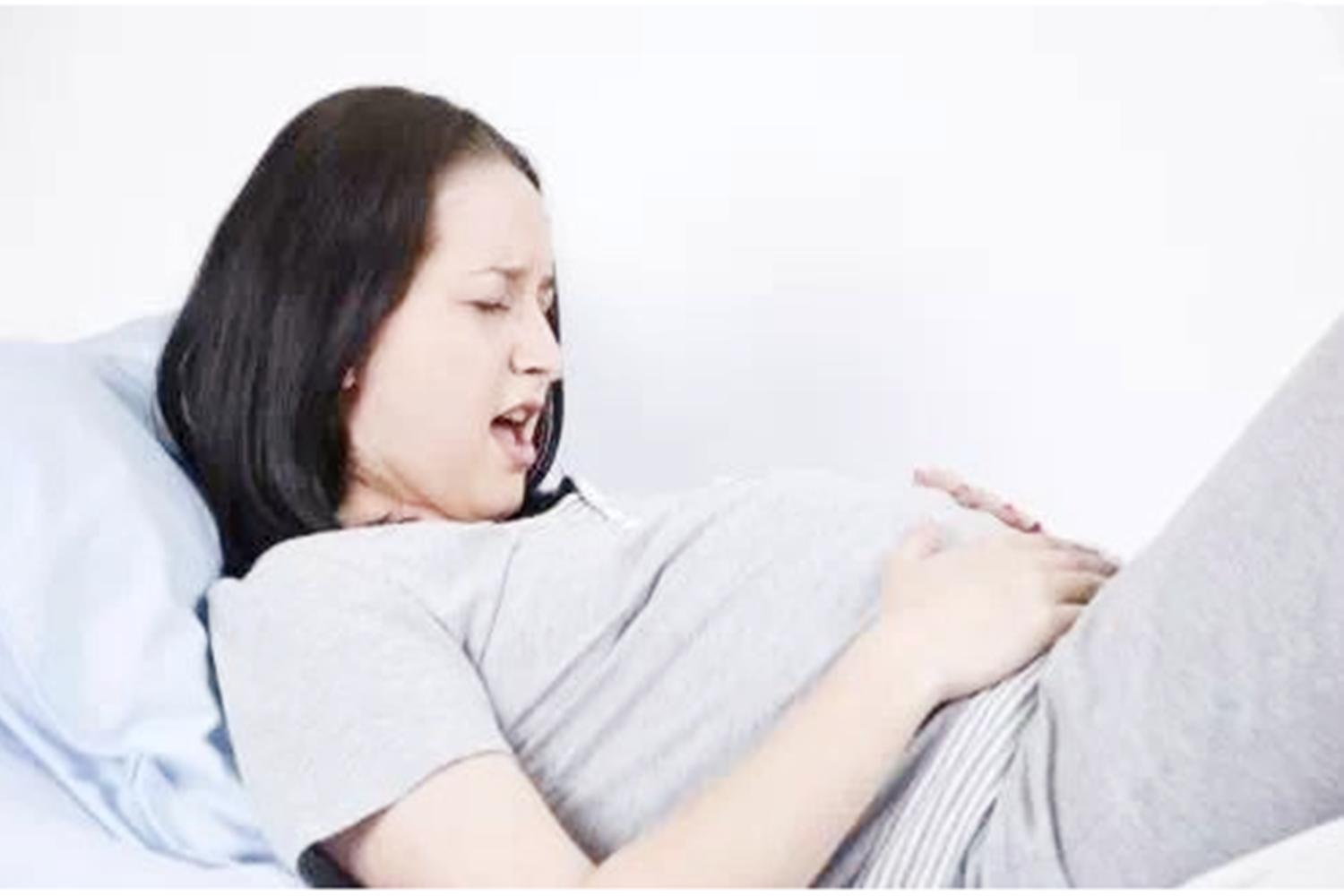 孕期经常吵架对胎儿有什么影响,孕中期吵架发火动怒对胎儿的危害