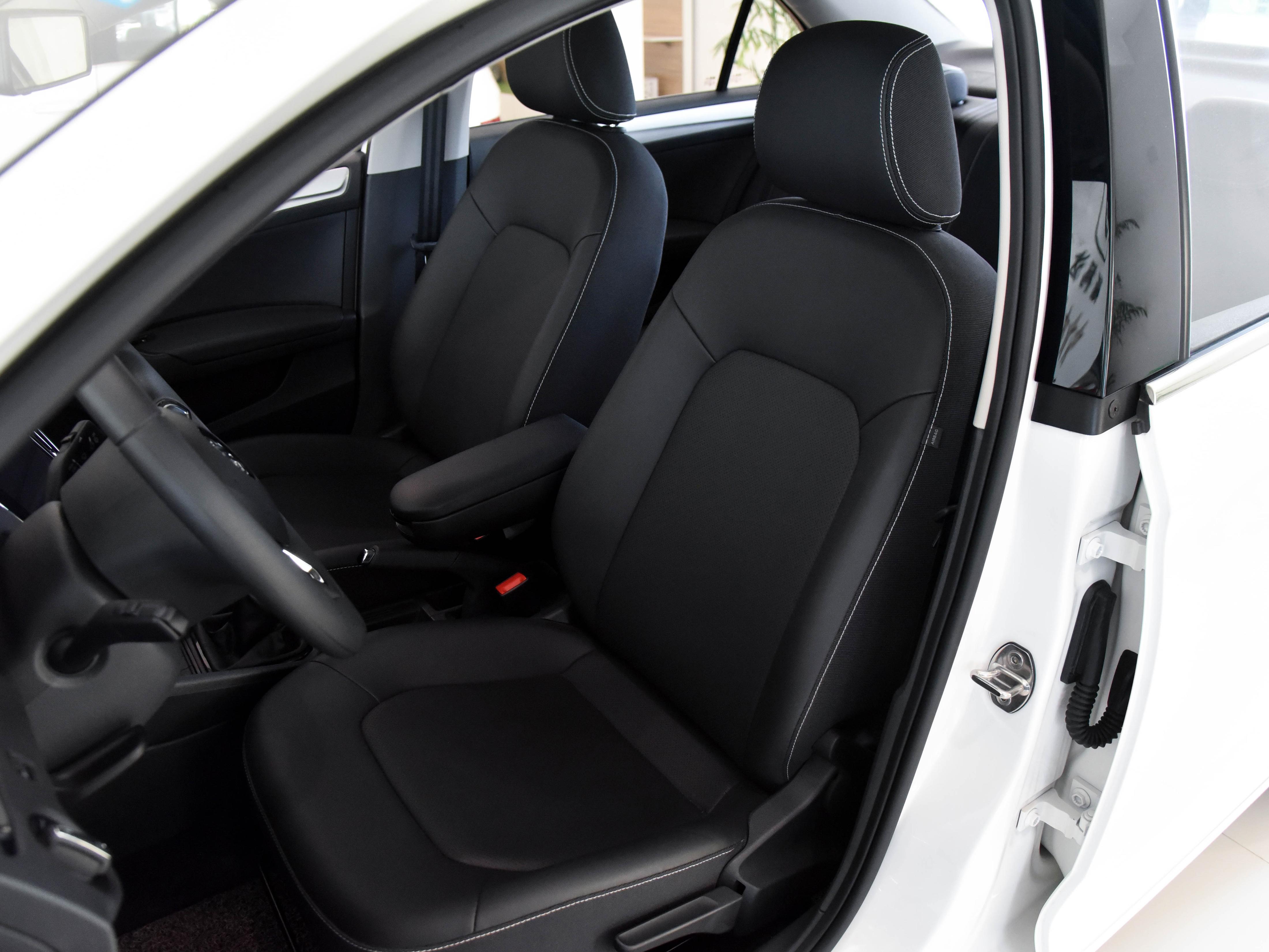 捷达桑塔纳和昕锐怎么选,斯柯达昕锐桑塔纳捷达哪个更实惠