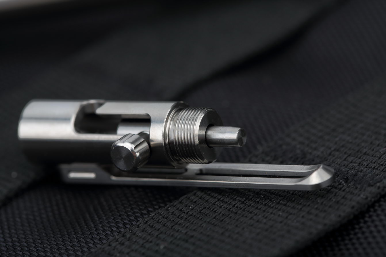 nitecore全系列评测,钛合金战术笔ntp30