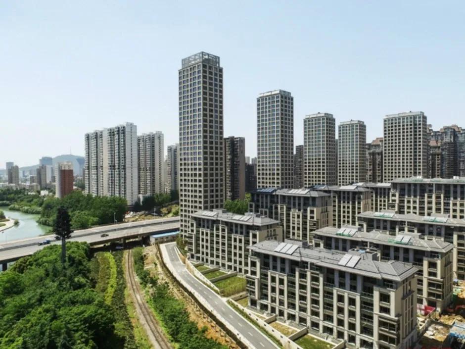 d.e.r发现时代设计师,视频专访|对话吴钢:平常的建筑