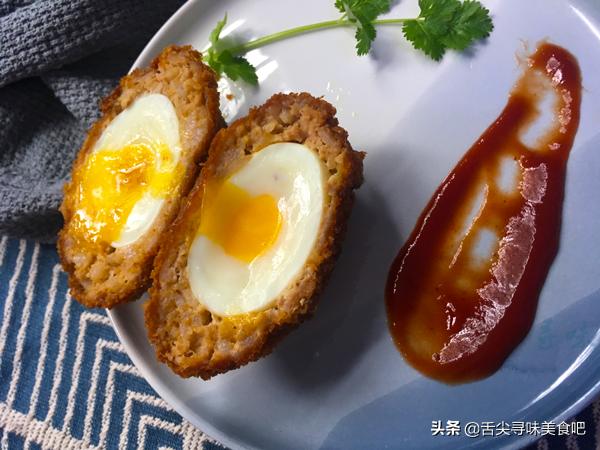 酥香肉溏心蛋在家也能做，原料简单，做出来很高级，关键步骤在这