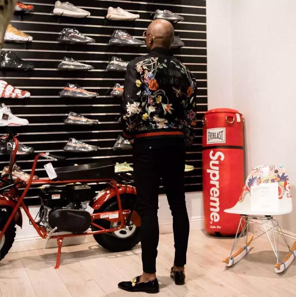 90后中国鞋王,中国90后在美国卖鞋