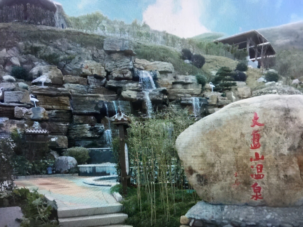 还没想好国庆去哪？自驾2.5小时，在秋日里泡温泉吃美食