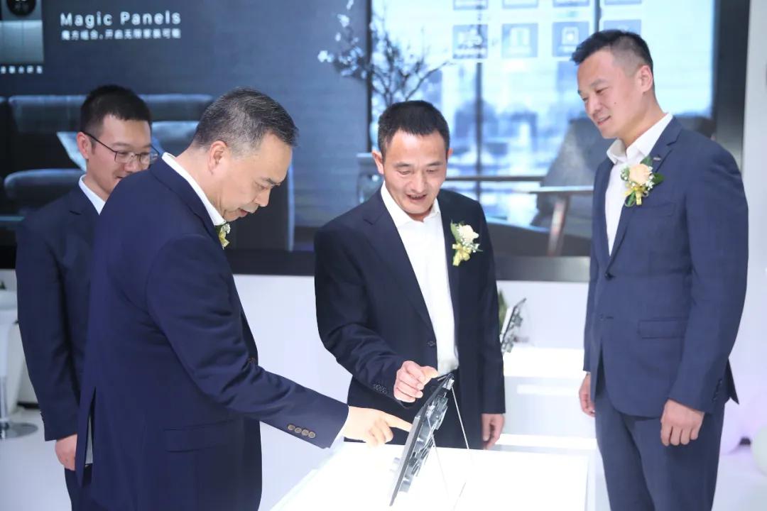 鑹俊鐢靛櫒涓囩,涓囩鑹俊