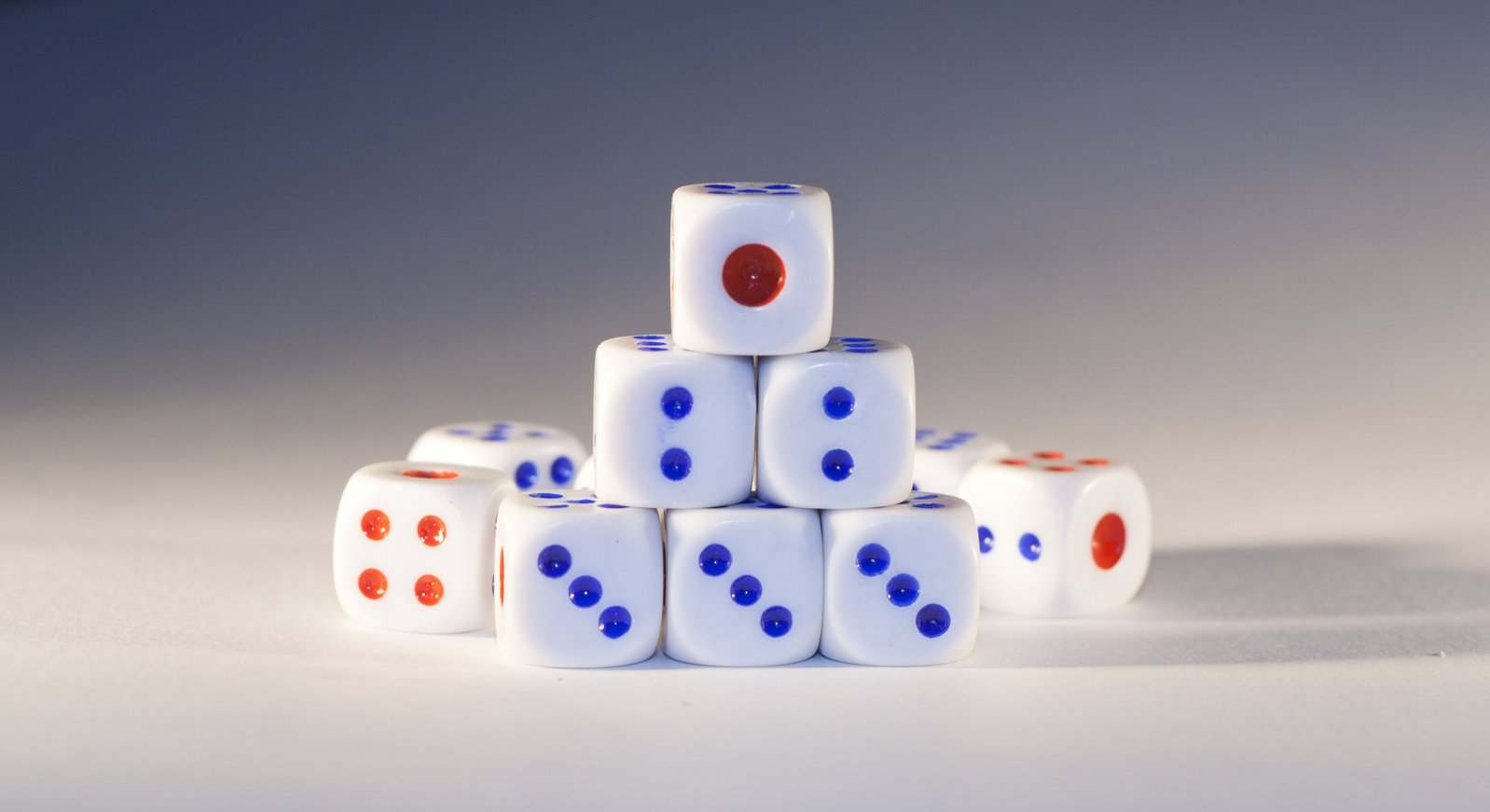 赌博概率学三大基本定律,一个赌徒逢赌必胜的秘诀