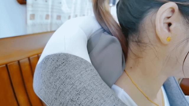 奥佳华肩颈按摩器操作视频,肩颈按摩仪排名华为