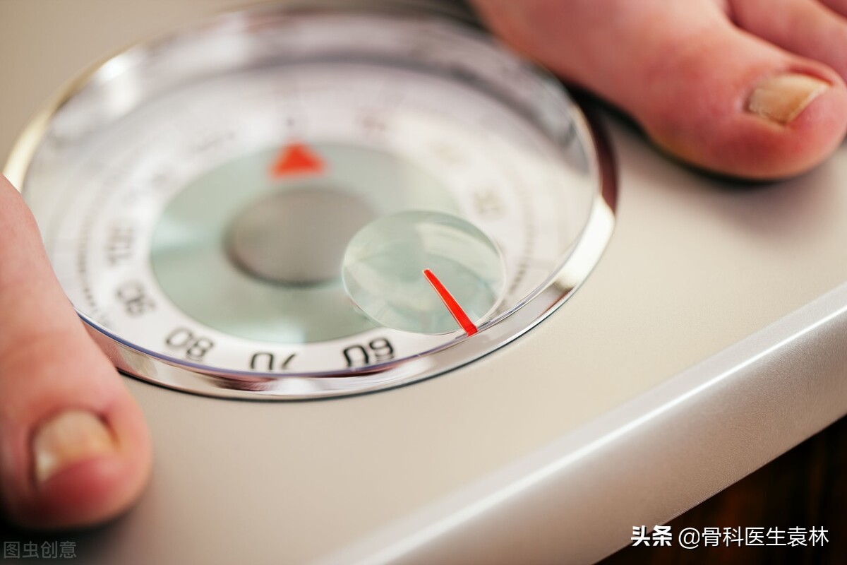 髌骨关节炎到底该怎么治疗,髌骨关节炎康复训练步骤图