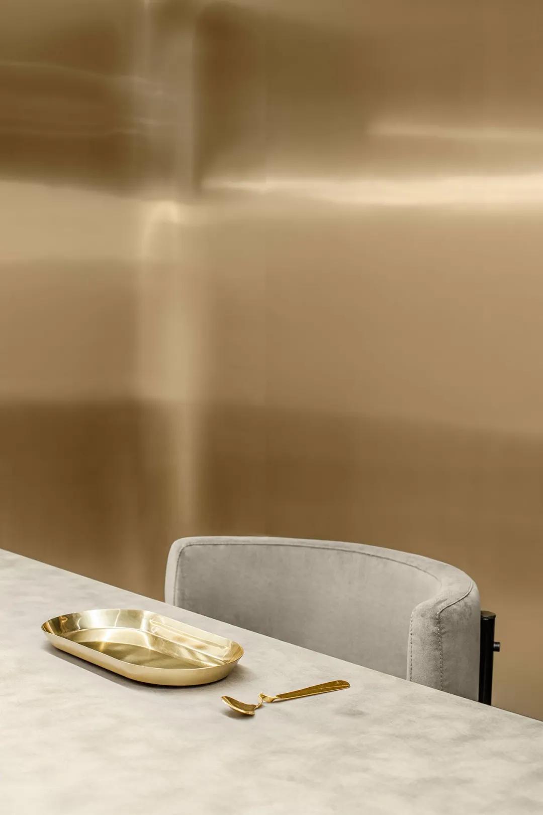 小而美的美容院设计方案,现代极简轻奢美容院设计案例