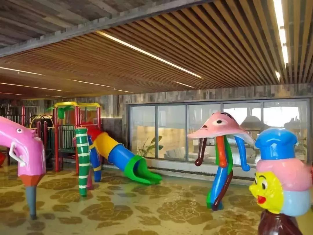 阿坝州又一处绝对秘境,雪山红石全部免费看,成都出发可耍2天!