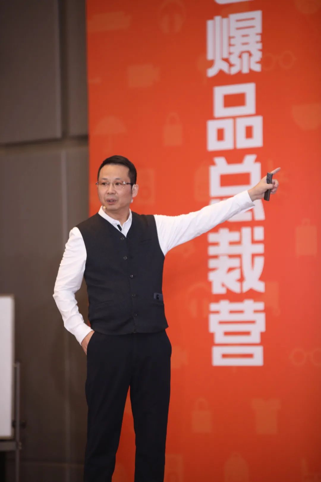 一款内衣爆卖192万件，疫情期间逆势增长，他做对了什么？