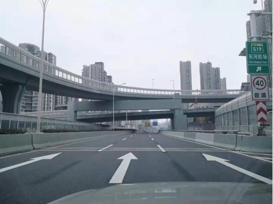 “封城”13天，我在武汉做客服