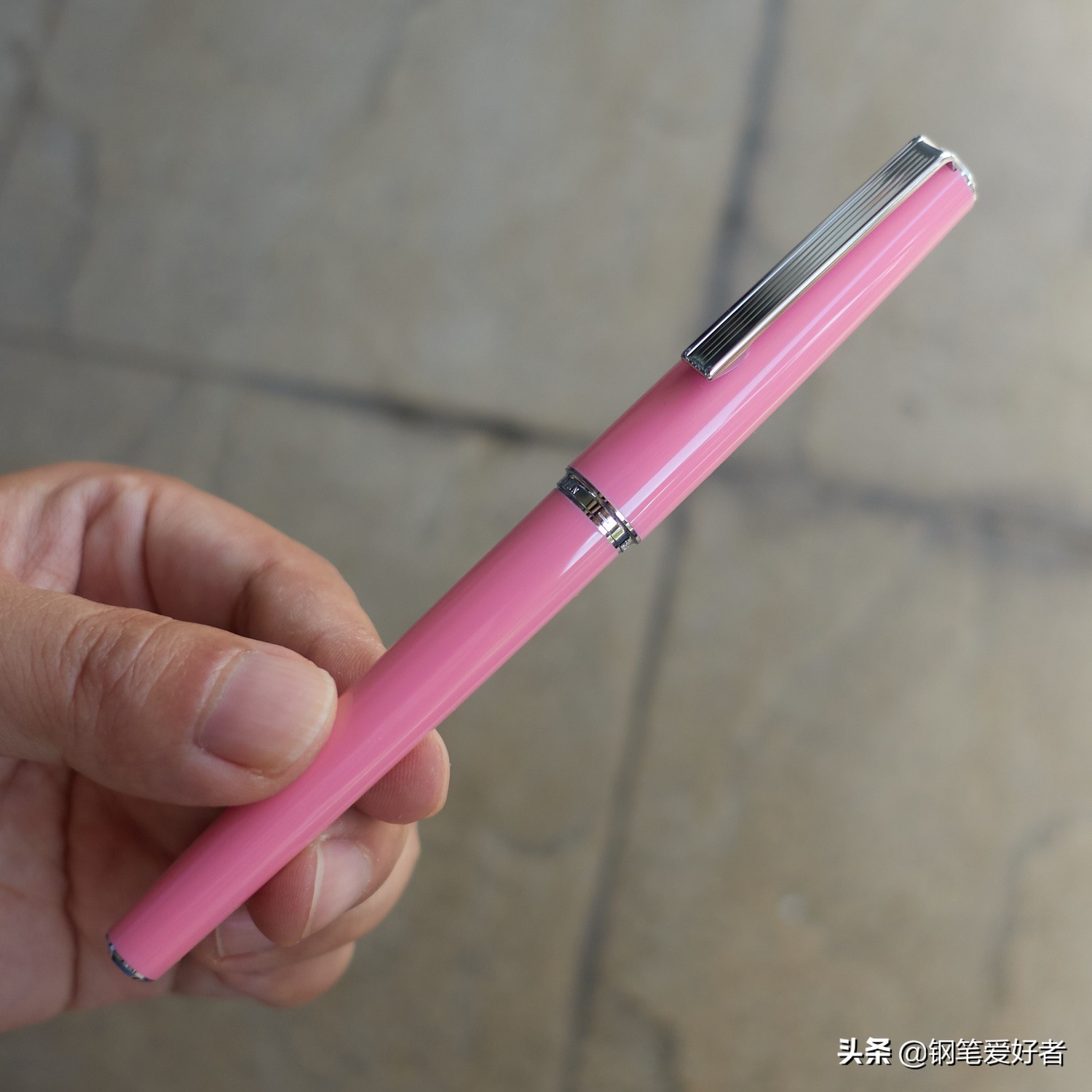 最便宜的日系钢笔,最适合练字的日系钢笔