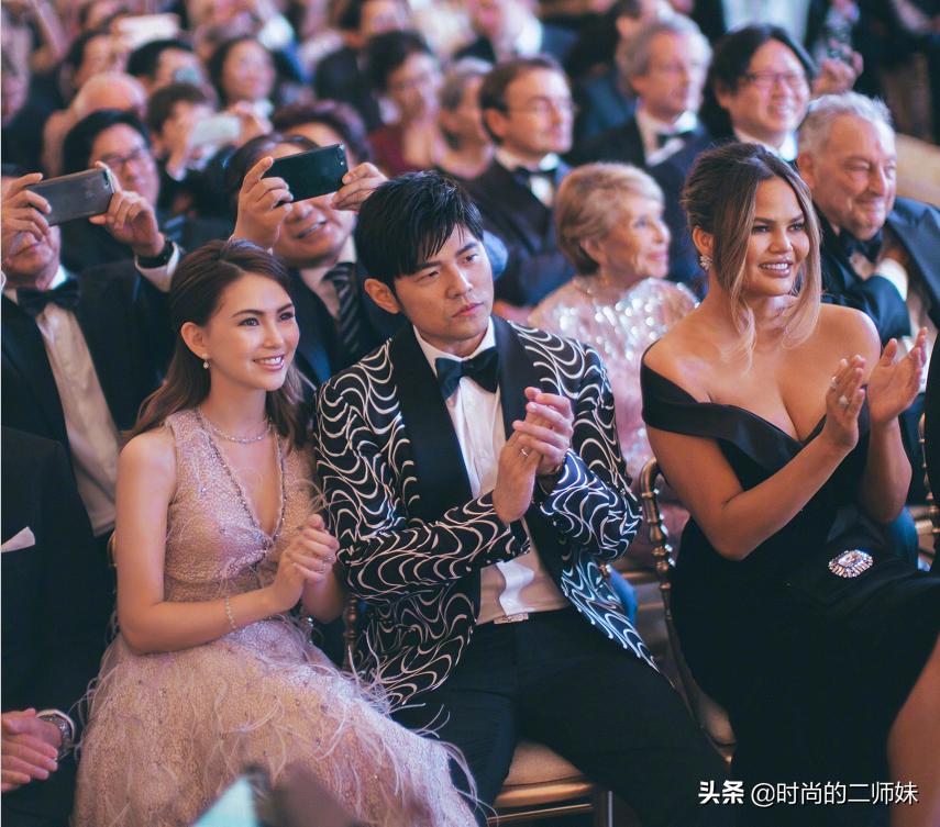 昆凌时尚杂志写真集,昆凌巴黎旅游美照