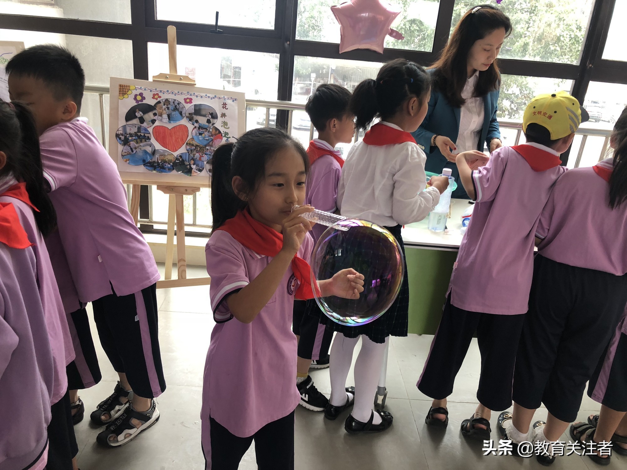 真知真学真成长—建设路小学隆重举行“暖记忆”课程嘉年华活动