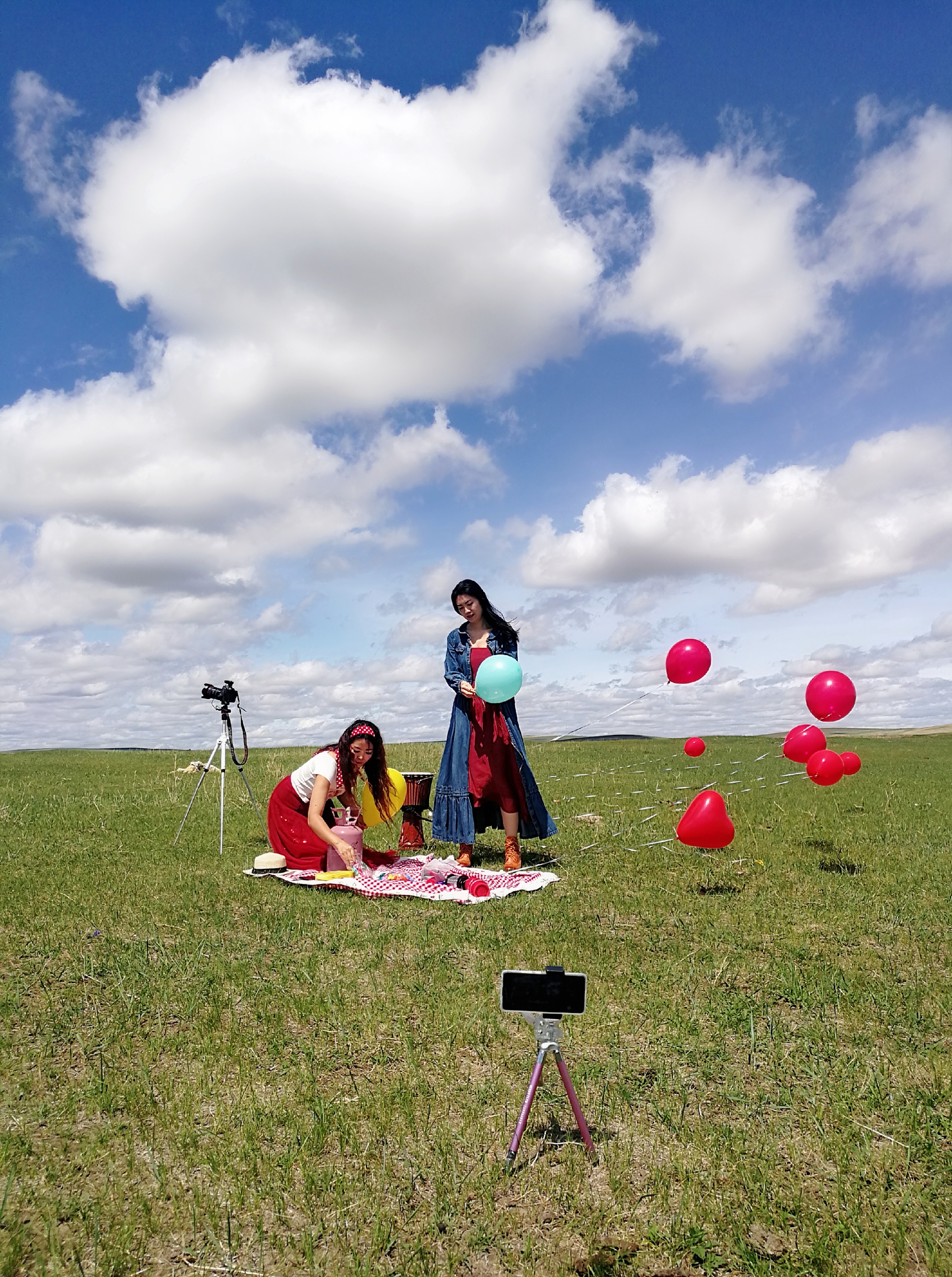 闺蜜旅游拍照片怎么摆动作,闺蜜旅游拍照姿势大全站姿