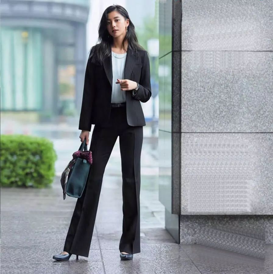 职业穿搭时尚感,职业穿搭有哪些单品