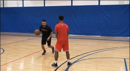 口袋传球和勺子传球,口袋传球现实中能做到吗