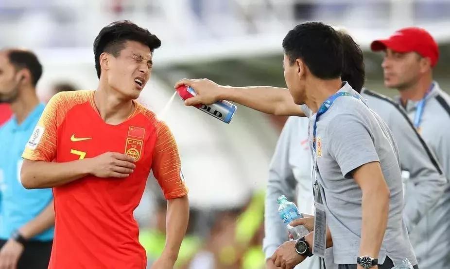 武磊失单刀无缘进球,武磊连续三场首发难阻失利