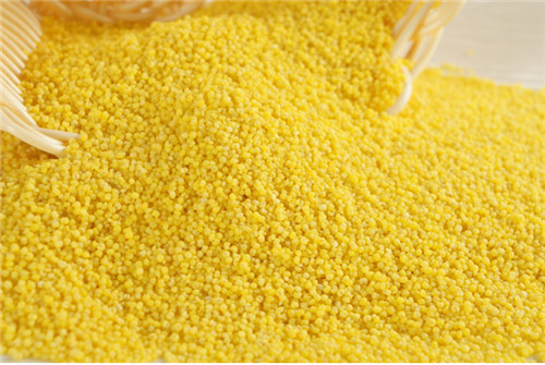 红米黑米黄米一起煮粥功效,红米和黑米紫米有区别吗