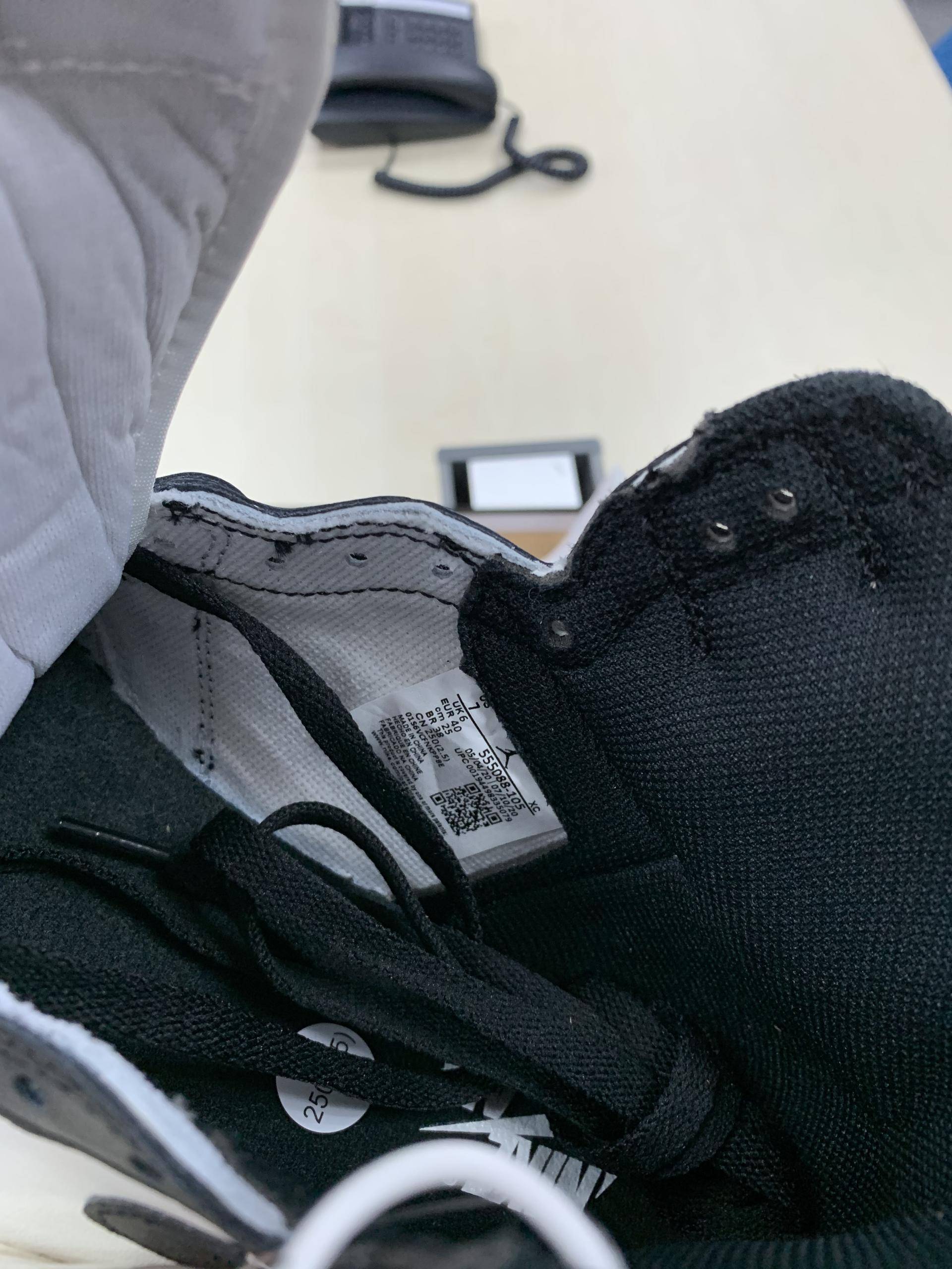 入手小倒钩AirJordan1DarkMocha