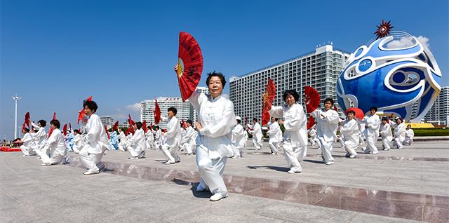 小型便携式音响户外广场舞专用,便携式广场舞音响大功率