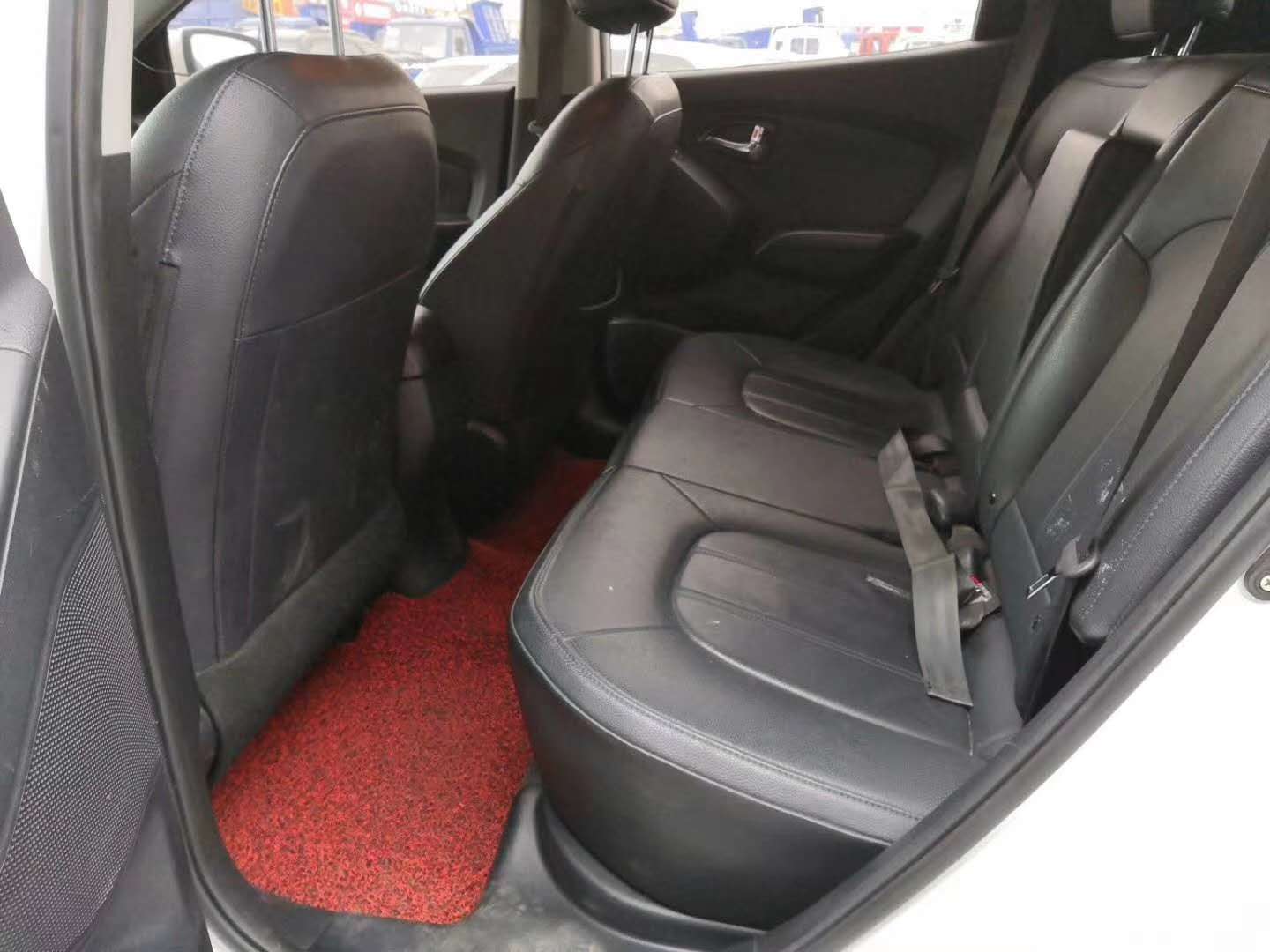 2015年现代ix35二手车能卖多少钱,2010年现代ix35现在卖多少钱