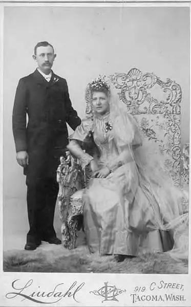 婚纱照民国风军阀婚纱,千年前的婚纱能有多惊艳