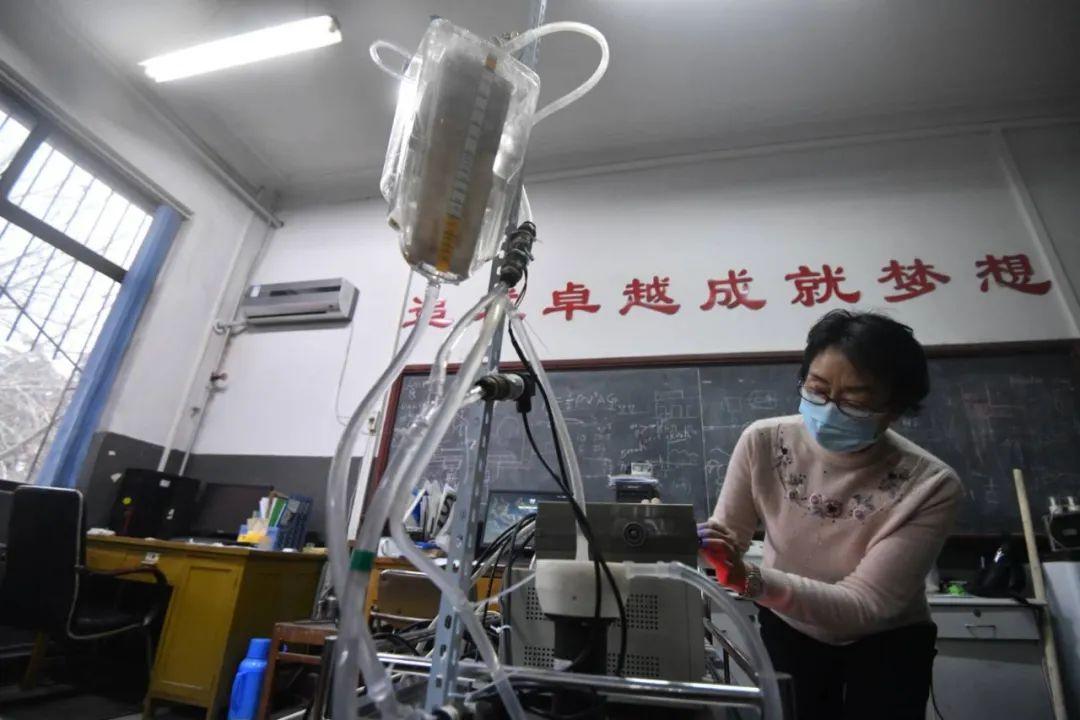 中国哪些呼吸机遭多国疯抢,中国呼吸机紧缺视频