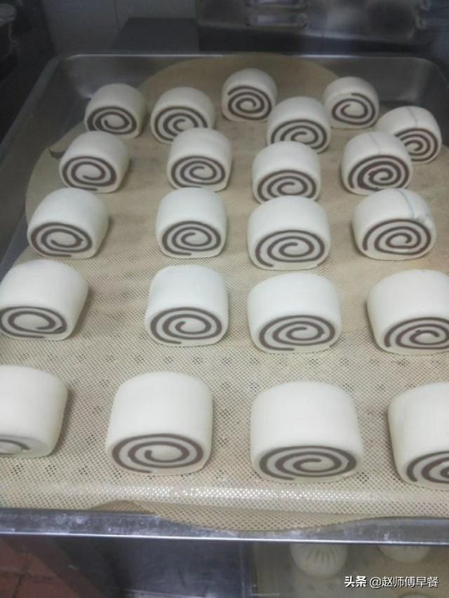 300克面粉放多少酵母发面做包子,包子发面1000克面粉和水的比例