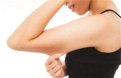 如何使手臂上没有赘肉,手臂赘肉最佳治疗方法