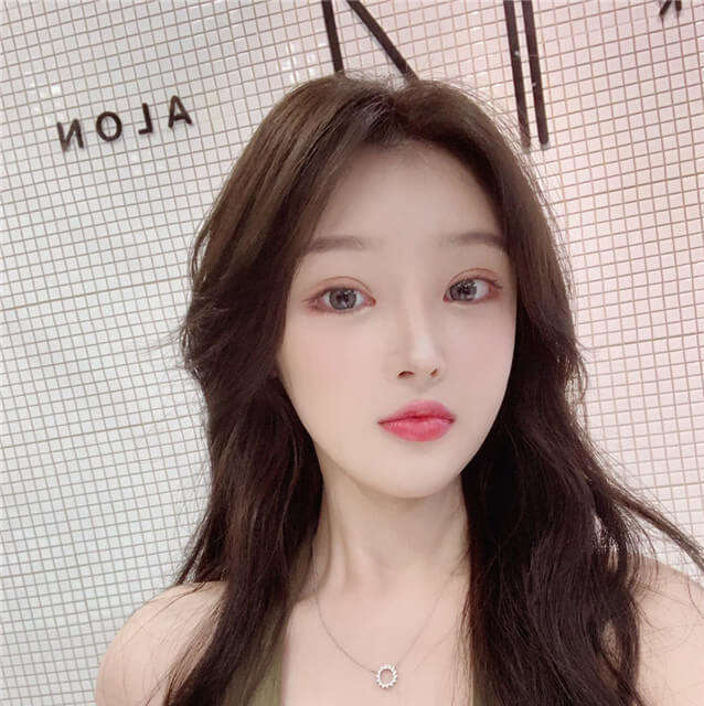 正确的护肤化妆顺序卡通,护肤到化妆的正确顺序慢动作