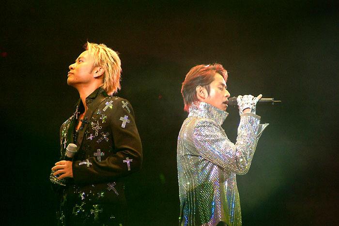 谭咏麟好听到哭的一首歌,谭咏麟最经典的歌现场版