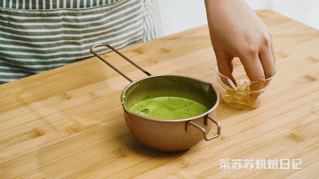 戚风失败了别慌！多做一步秒变ins网红，好吃到勺都舔了