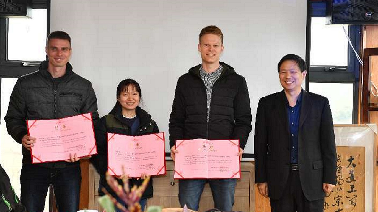 蜀马赛道展现大美蜀山,体验国际顶级赛车场