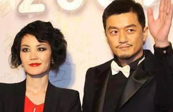 王菲谢霆锋没离婚吗,王菲谢霆锋离婚的真实原因